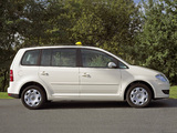 Volkswagen Touran EcoFuel Taxi 2007–10 wallpapers