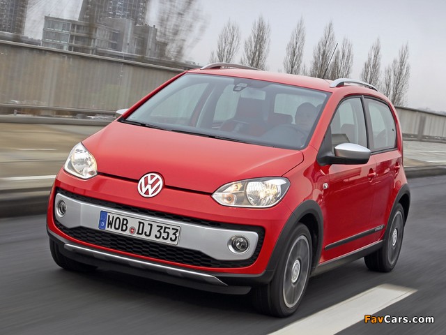 Volkswagen cross up! Prototype 2012 photos (640 x 480)