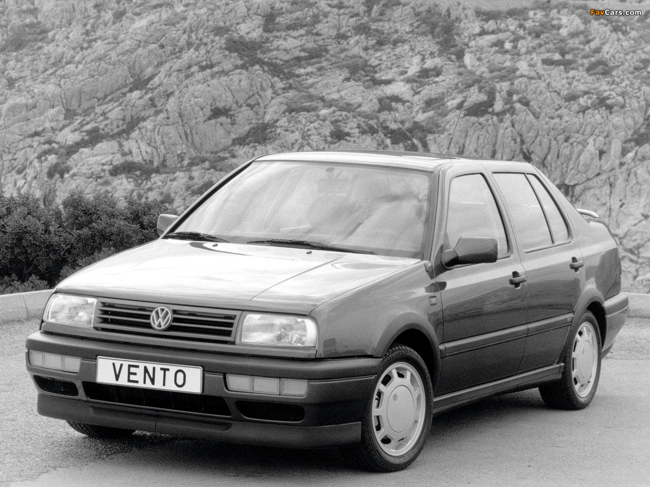 Volkswagen Vento GT 1991–98 photos (1280 x 960)