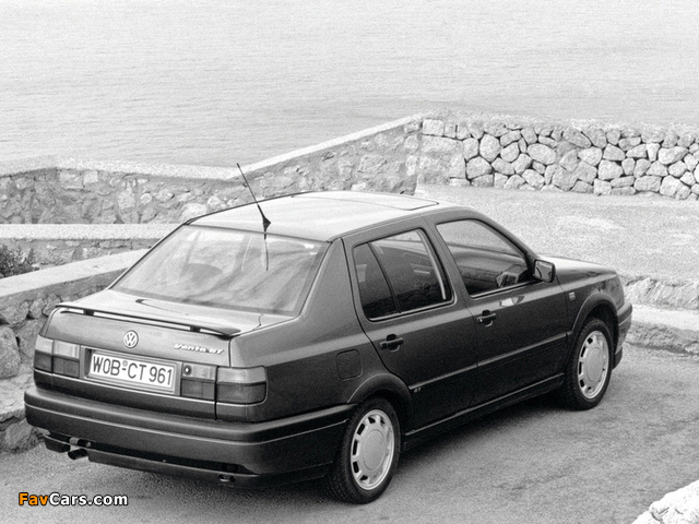 Volkswagen Vento GT 1991–98 pictures (640 x 480)