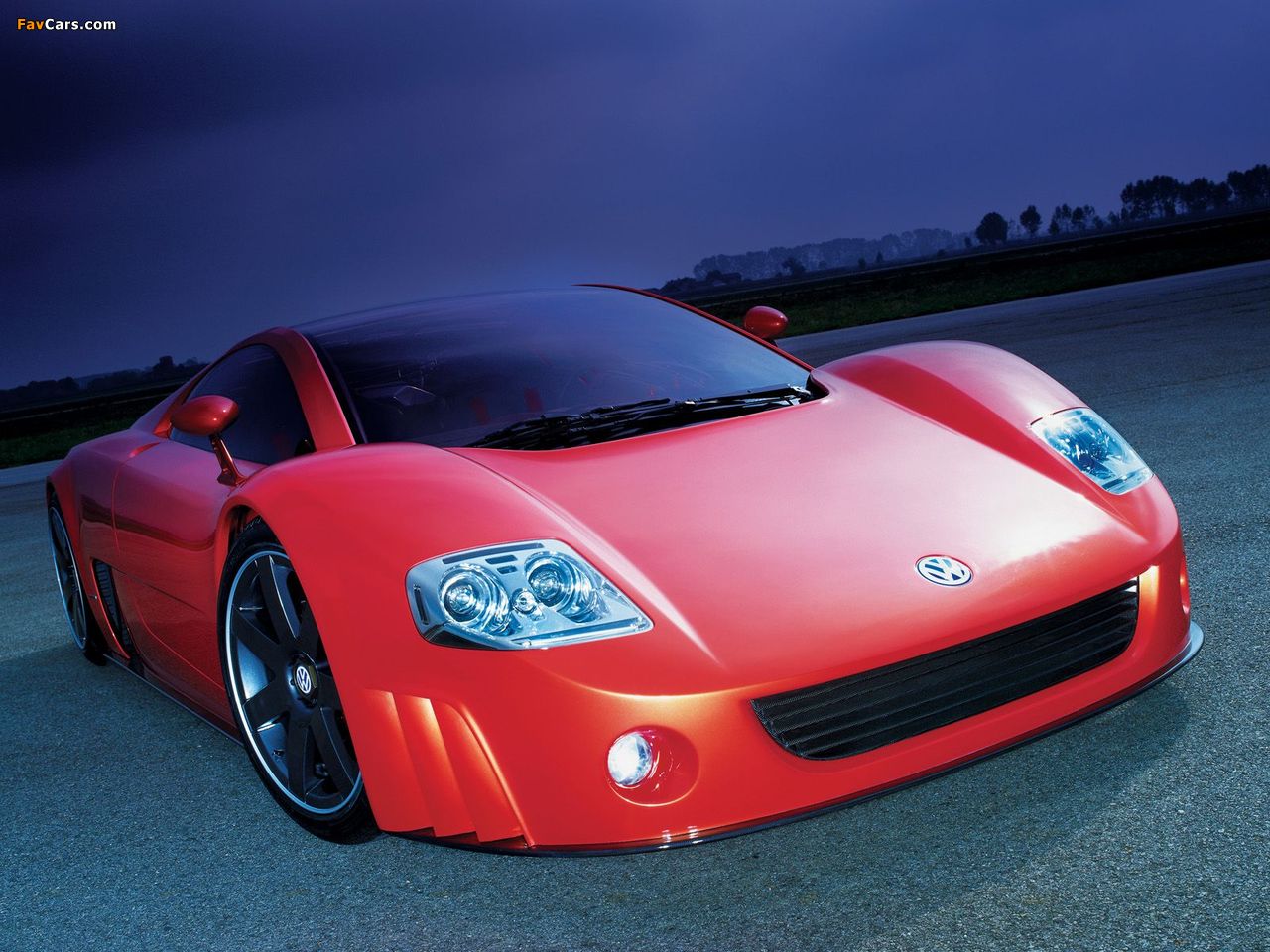 Photos of Volkswagen W12 Coupe Concept 2001 (1280 x 960)