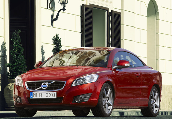 Pictures of Volvo C70 2009