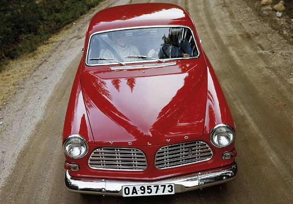 Volvo P130 wallpapers