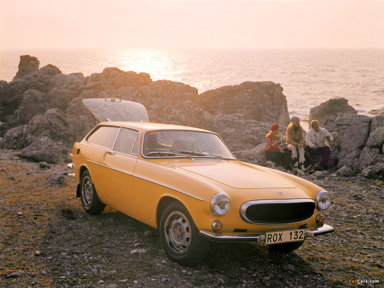 Pictures of Volvo 1800 ES 1972–73 (1280 x 960)