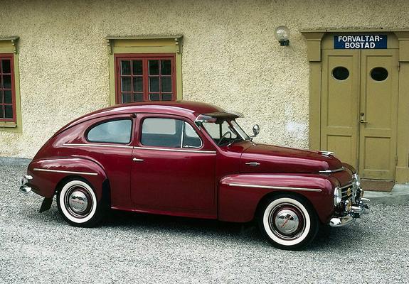 Photos of Volvo PV444DS