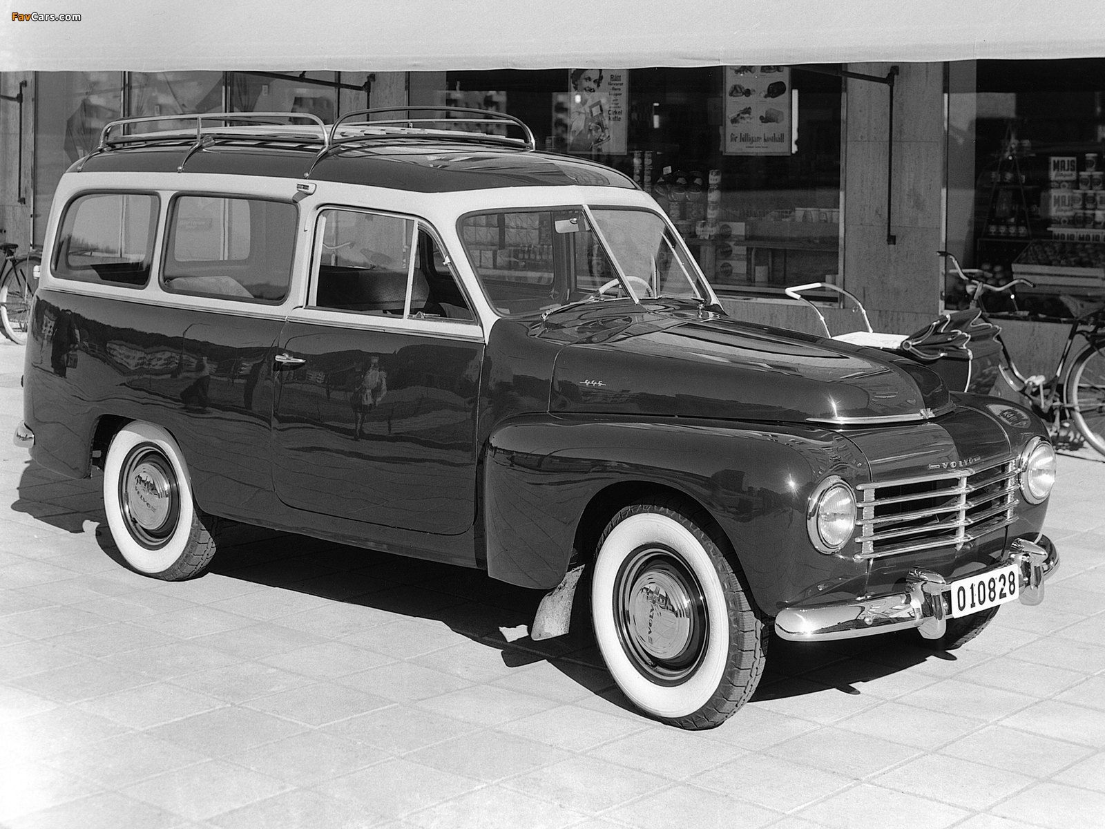 Images of Volvo PV445DH (1600 x 1200)