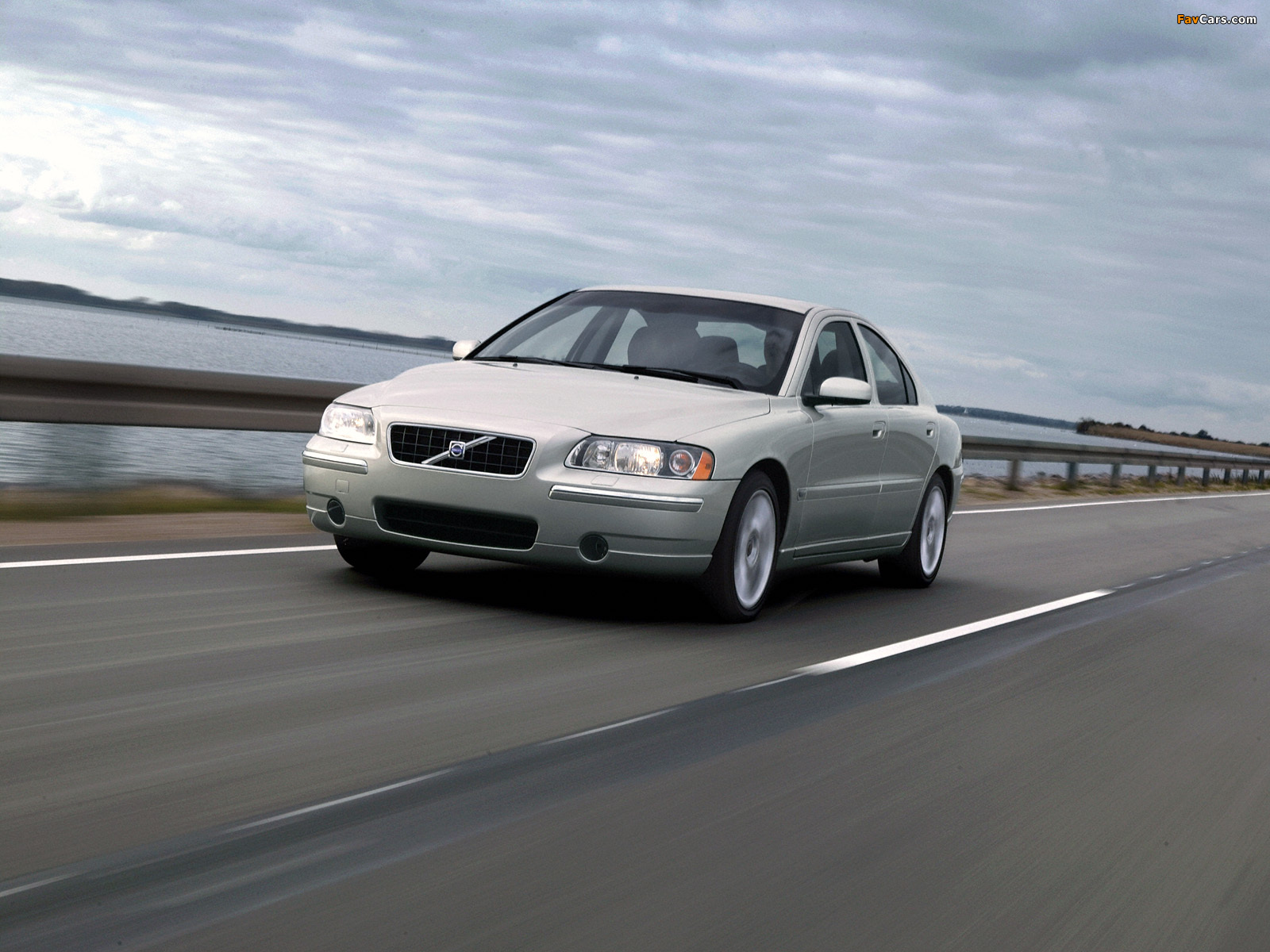 Images of Volvo S60 T5 2005–07 (1600 x 1200)