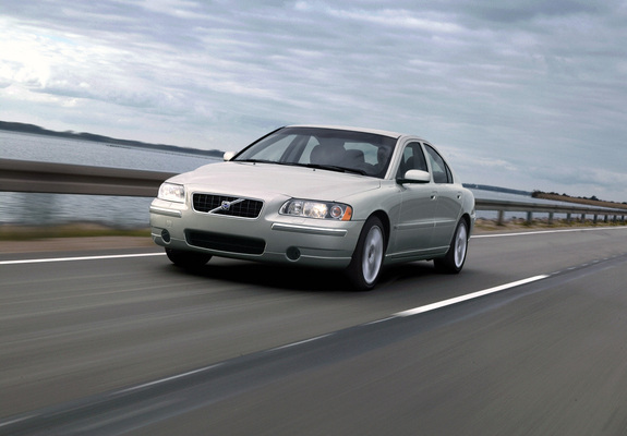 Images of Volvo S60 T5 2005–07