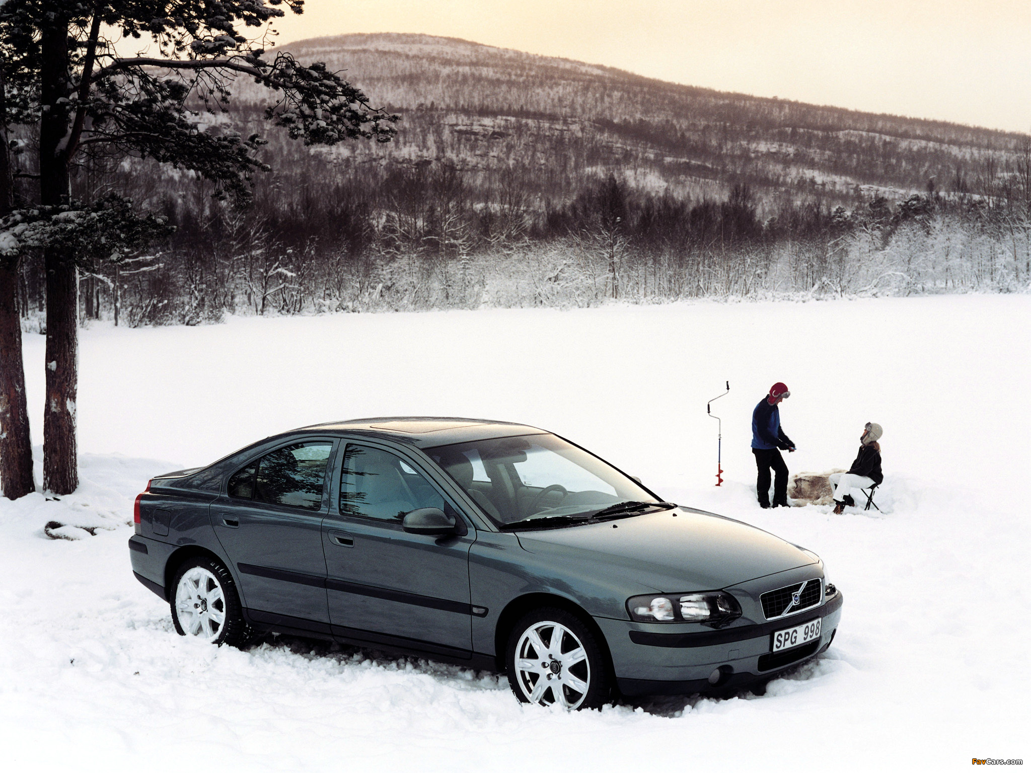 Pictures of Volvo S60 AWD 2002–04 (2048 x 1536)