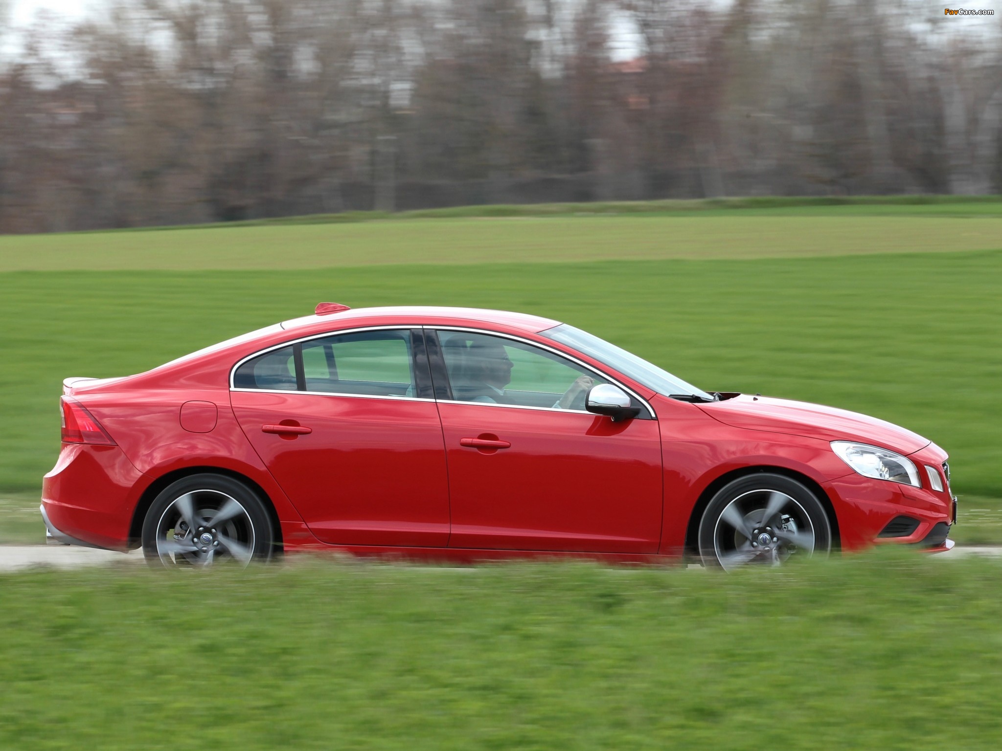 Pictures of Volvo S60 R-Design 2010–13 (2048 x 1536)