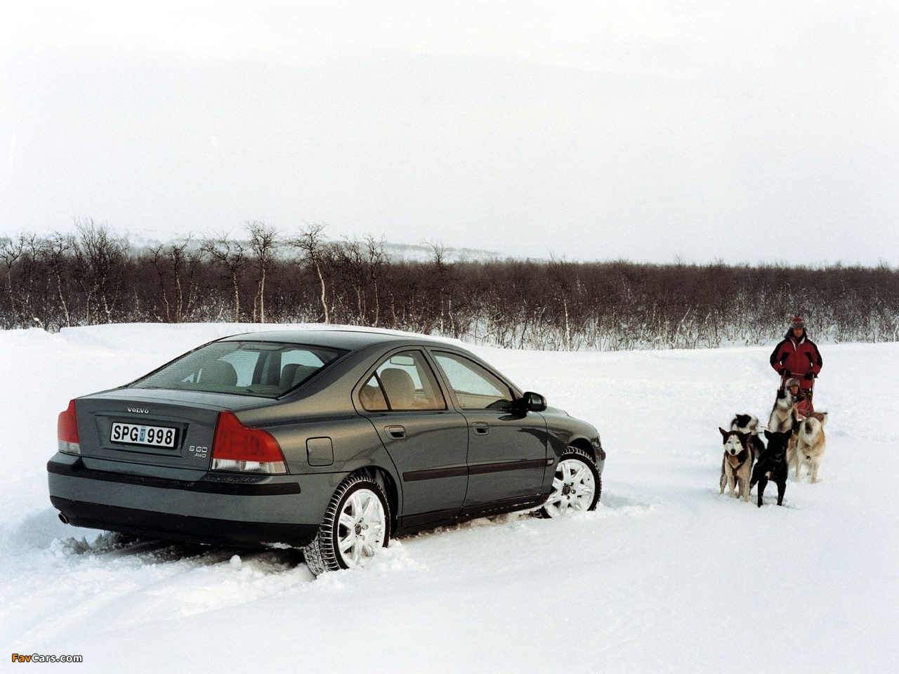 Volvo S60 AWD 2002–04 photos (1280 x 960)