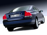 Volvo S60 AWD 2002–04 pictures