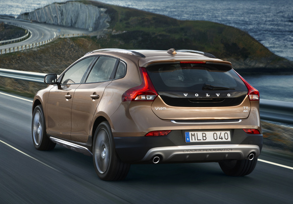 Volvo V40 Cross Country T5 2012 images