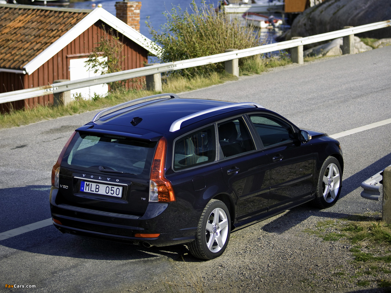 Volvo V50 R-Design 2008–09 wallpapers (1280 x 960)
