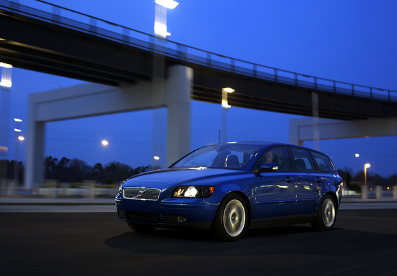 Volvo V50 D5 2004–07 wallpapers