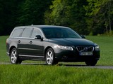 Pictures of Volvo V70 D5 2009