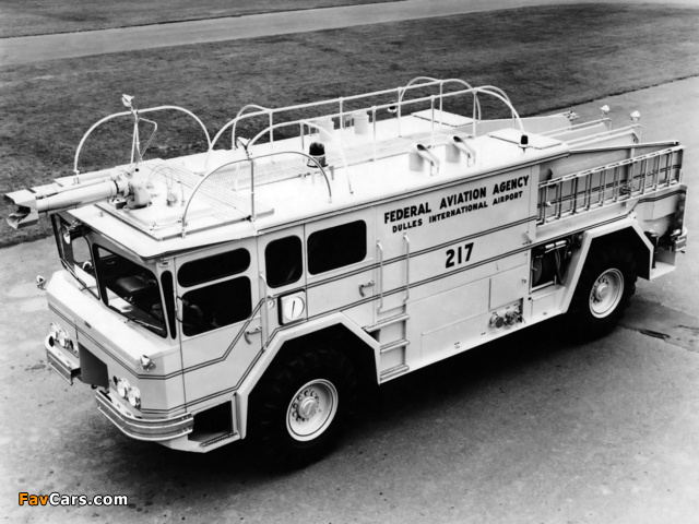 Walter Twin 3500 4x4 Crash Truck 1970 pictures (640 x 480)