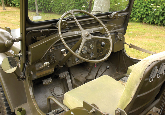 Photos of Willys M38 Jeep (MC) 1950–52