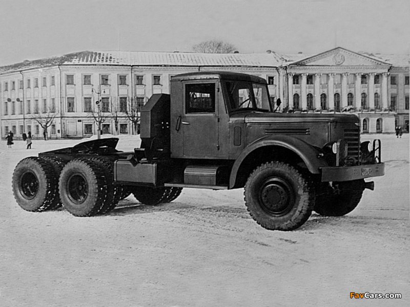 YAAZ 210 1951–58 pictures (800 x 600)