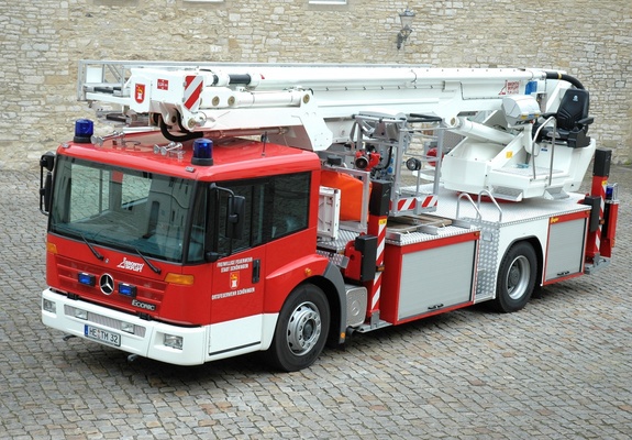 Images of Mercedes-Benz Econic Feuerwehr by Ziegler 1999